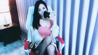 ASMR – 从开始舔到最好 _ 婉儿别闹